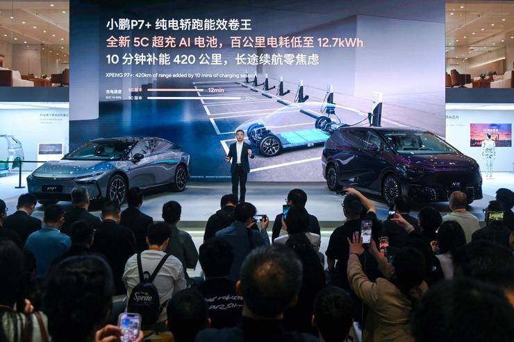 2025上海車展亮劍：小鵬汽車新十年以AI全維生態(tài)按下智能化競(jìng)技快進(jìn)鍵(圖3)